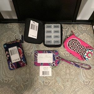 NWT - VERA BRADLEY ACCESSORIES